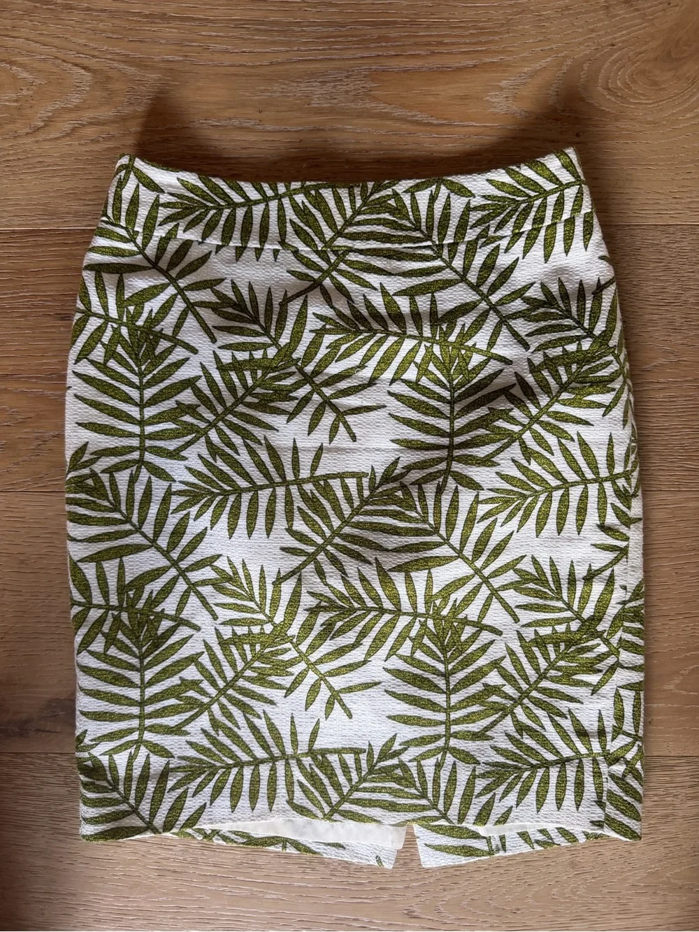 Ann Taylor White Pencil Skirt with Olive Green Palm Print